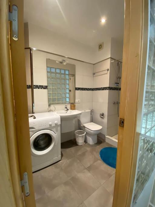 Luxury Complete Building In The Heart Of Séville Extérieur photo
